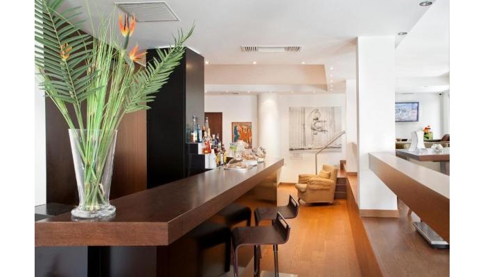 Plaka Hotel poza 16