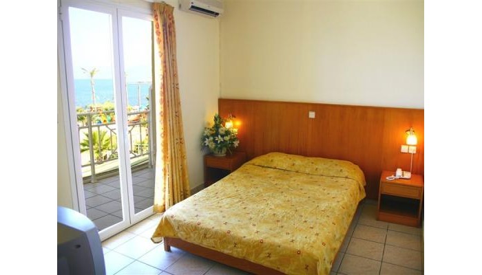 Eri Beach & Village poza 1