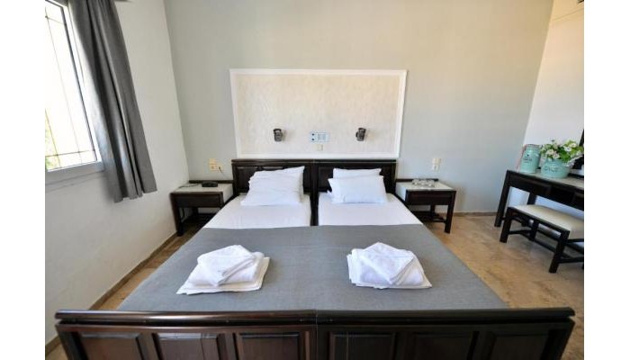 Anna Apartments poza 7