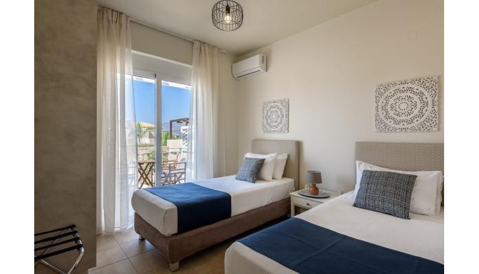 Hotel Azure Beach Villas poza 5