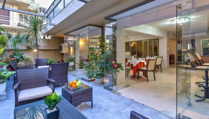 Leonidas Hotel & Apartments poza 3