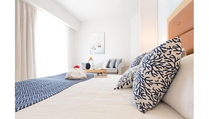 The Royal Blue A Luxury Beach Resort poza 3