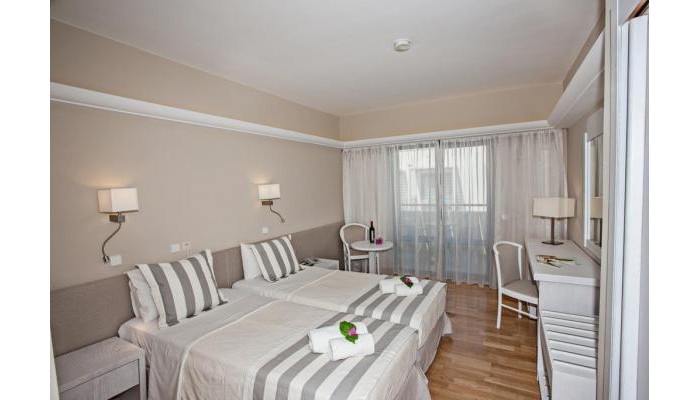Hotel Pearl Beach poza 1