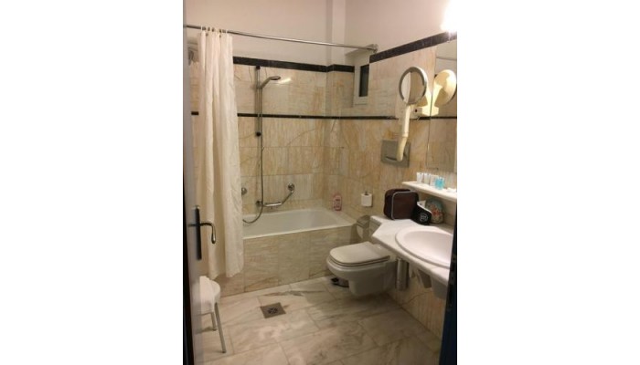 Chrispy Beach Resort poza 3