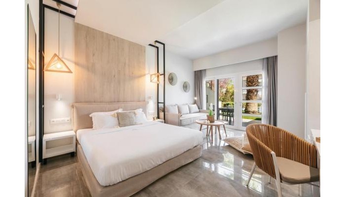 Minthi Boutique Apartments poza 11
