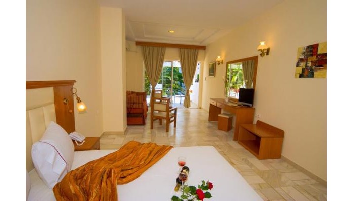 Hotel Porfi Beach poza 39