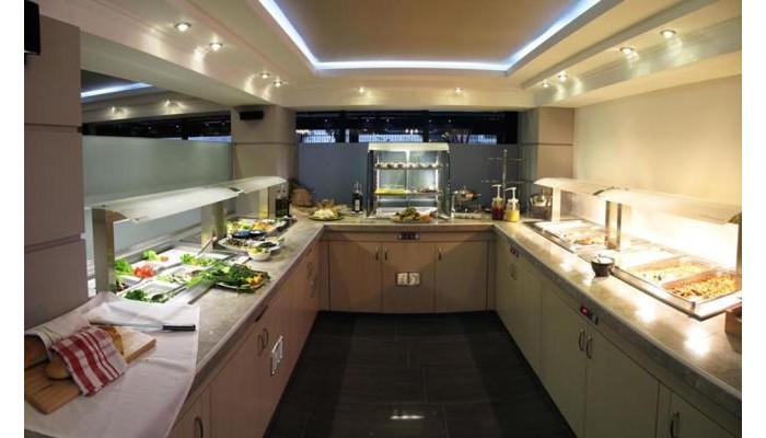 Royal Hotel & Suites poza 17