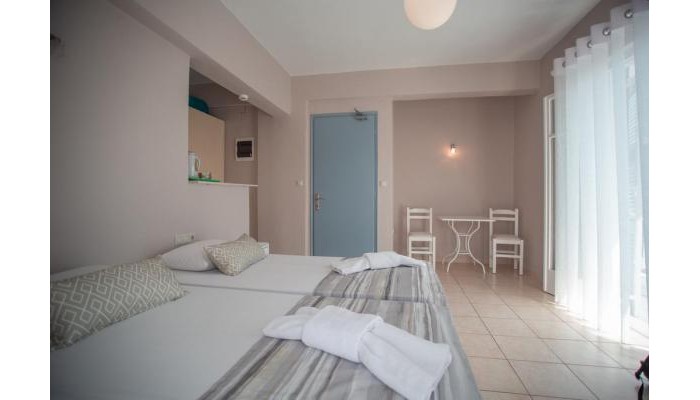 Bella Vista Beach Hotel & Studios poza 11