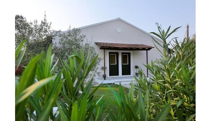 Alykes Family Resort poza 1