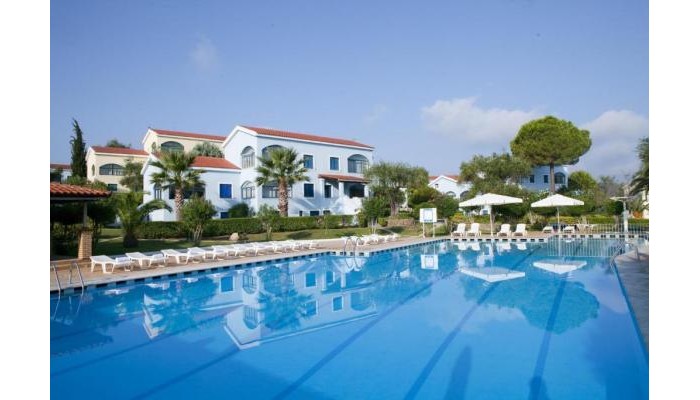 Govino Bay Resort poza 0