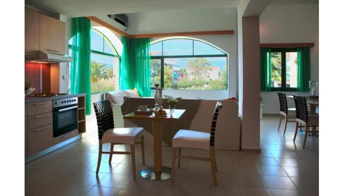 Govino Bay Resort poza 13
