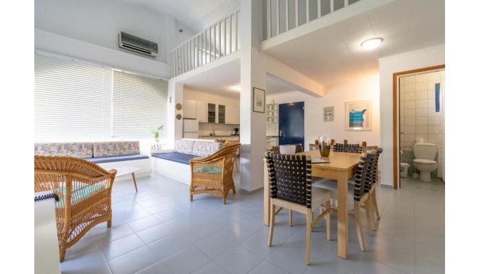 Govino Bay Resort poza 9