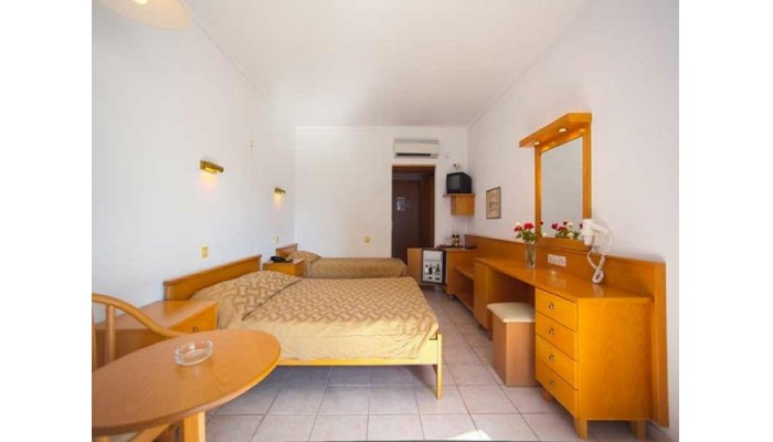 Hotel Continental Palace poza 3