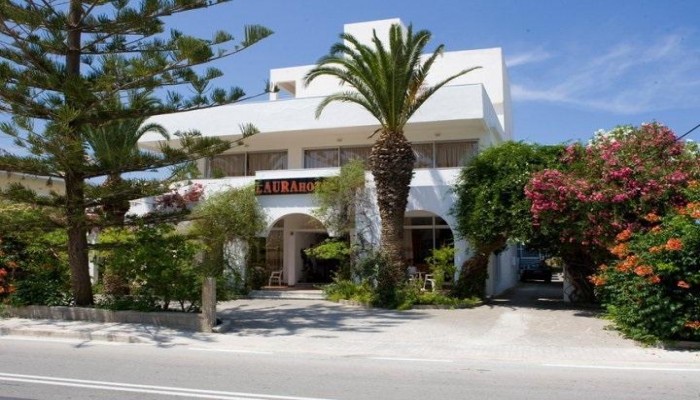 Laura Hotel poza 0