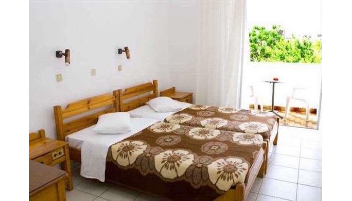 Laura Hotel poza 1