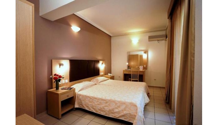 Caravel Apartment Hotel poza 2
