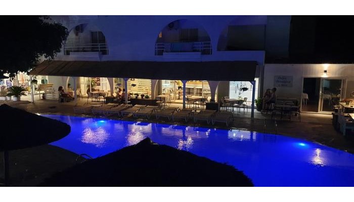 Anika Studios poza 34