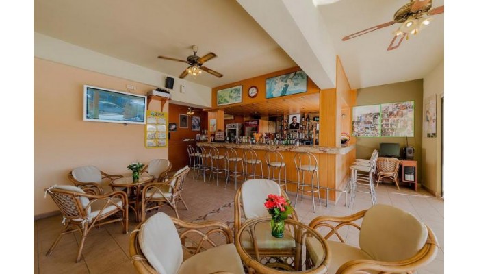 Esmeralda Apartments poza 17