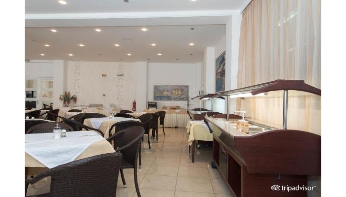 Pefkos Breeze Family Resort & Spa poza 4