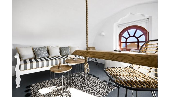 Hotelul Nano Suites Santorini poza 9