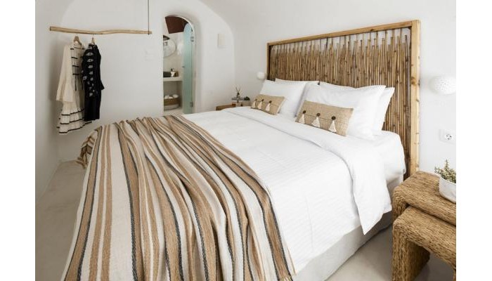 Hotelul Nano Suites Santorini poza 3