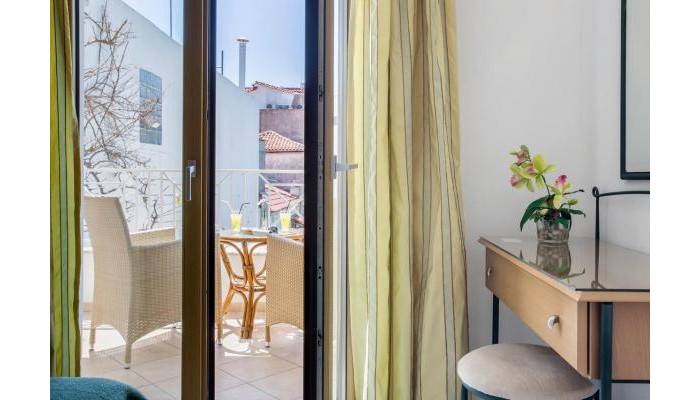 Ritsa Apartments poza 10