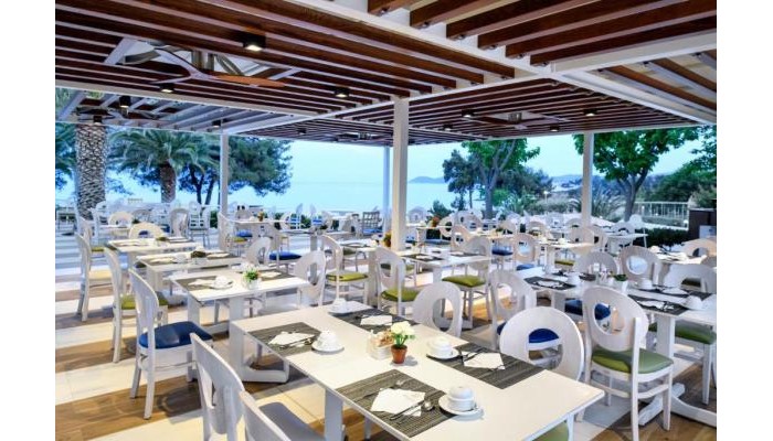 Alexandra Beach Spa Resort poza 4