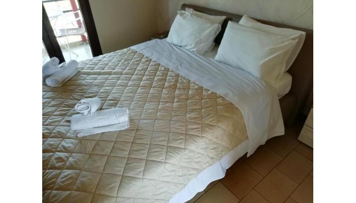 Evan's Studios poza 4