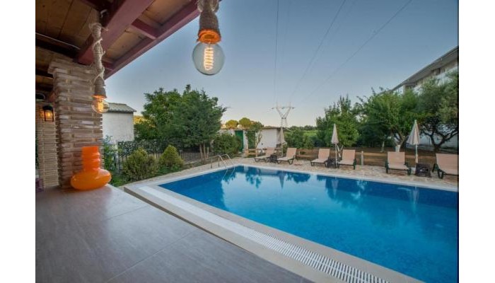 Evan's Studios poza 8