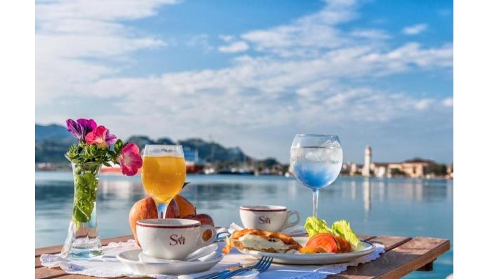 Hotel Strada Marina poza 16