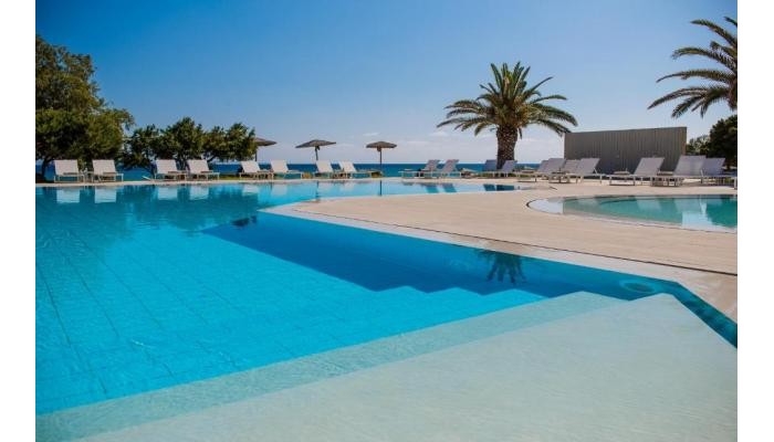 The Bay Hotel & Suites poza 12