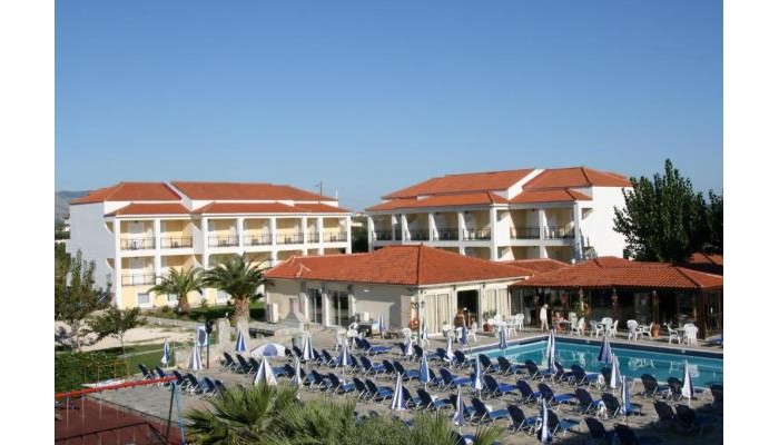 Village Inn Studios & Family Apartments poza 1