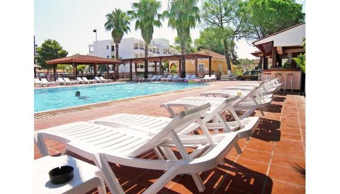 Island Beach Resort poza 8
