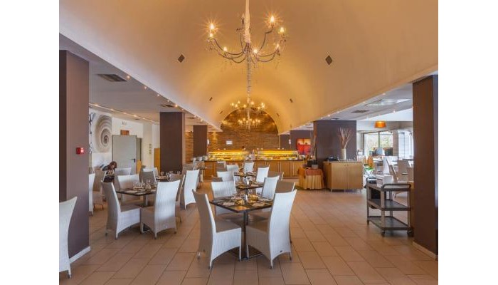 Olympian Bay Grand Resort poza 13