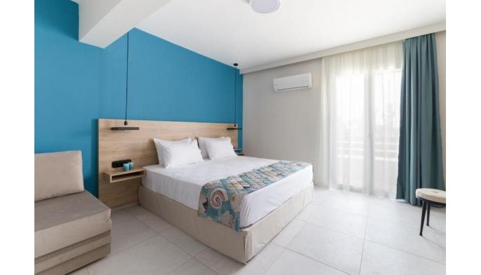 Hotel Mythic Summer poza 1