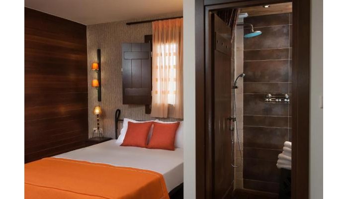 Hotel Polys Guest House poza 7