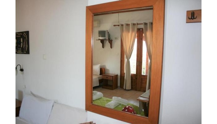 Gravanis Studios poza 2