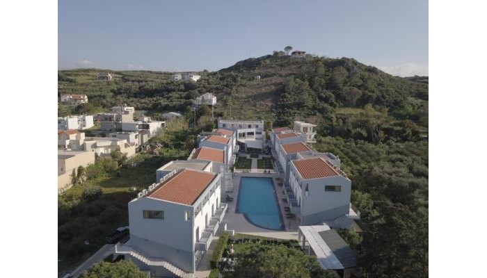 Sunrise Village poza 2