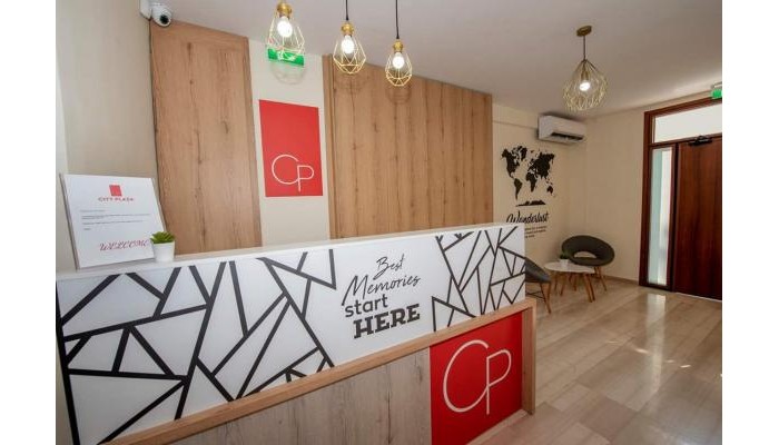 City Plaza Apartments And Rooms poza 0