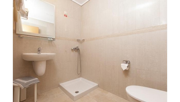 Telioni Hotel poza 5